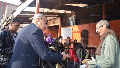 خصم نصف راتب مدير مخبز بسبب تفضيله المواطنين في جودة الخبز بقنا