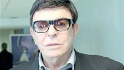 تشكيل عصابي يسرق 200 ألف جنيه من شقة الفنان سمير صبري