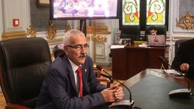 برلماني يطالب يإضافة الأدوية المزمنة لمنظومة التموين