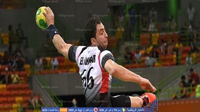 أحمد الأحمر يضرب شباك قطر بهدف خيالي في كأس العالم لليد (فيديو)