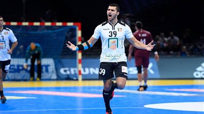 قنصل مصر بباريس تهنئ منتخب كرة اليد بفوزه على قطر في مونديال 