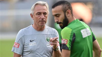 الأخضر يواجه 