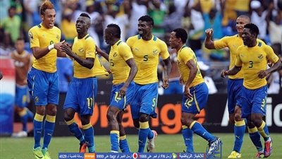 اليوم.. الجابون تصطدم بـ 