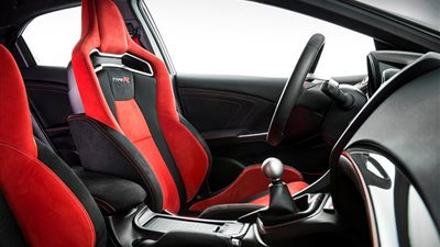 هوندا سيفيك تايب R الجديدة بعلبة تروس يدوية من نوع CVT