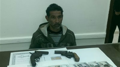 سقوط حداد أدار مسكنه وكرا للإتجار بالأسلحة النارية في الشروق