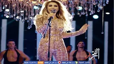 نوال الزغبى: جينفر لوبيز أعجبت بكليب 