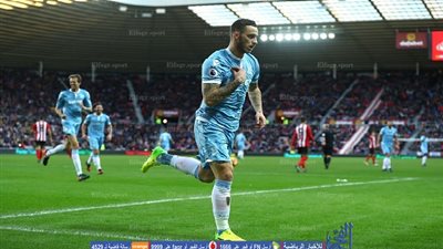 أرناوتوفيتش يسجل هدفا رائعا في شباك سندرلاند (فيديو)