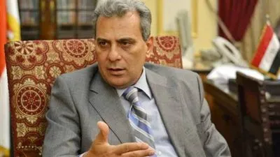 رئيس جامعة القاهرة: 