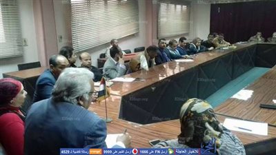 محافظ بني سويف يتفقد صرف 