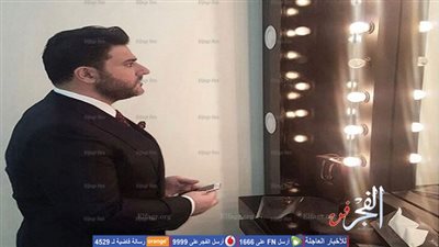 ملحم زين ينشر صورة له قبل صعوده مسرح 