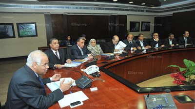 وزير النقل: 4 مليارات جنيه تكلفة استثمارية لتنفيذ مشروعات للكباري على النيل 