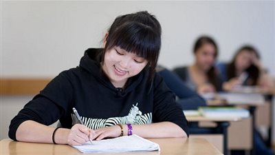 دكتور جامعي يختبر الطلاب الذين لا يحضرون محضارته بسؤال غير متوقع (صورة)