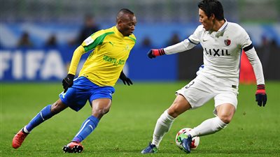 الجزائر وزيمبابوي.. القائم يتصدى لصاروخ خاما بيليات (فيديو)