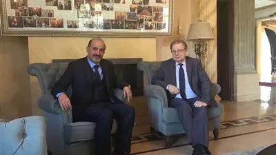 رئيس تيار الغد السوري يلتقي السفير الروسي بالقاهرة