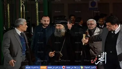 حضور وفد كنسي لعزاء كريمة مختار (صور)