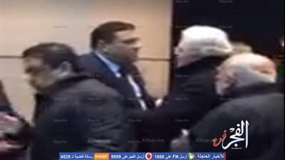 حسين فهمي وطارق صبري فى عزاء الراحلة كريمة مختار (فيديو)