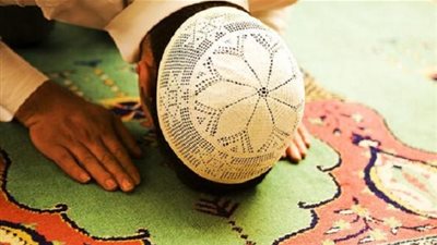 حكم أداء الصلاة فى وسائل المواصلات