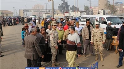 محافظ المنوفية يشهد توزيع كراتين 