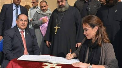 وزيرة التعاون الدولي تزور الدير الأحمر الأثري في سوهاج