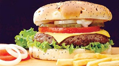 تعرف على خدع مصورو المأكولات لتبدو شهية