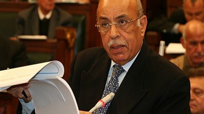 مفيد شهاب.. كلمة سر الحكومة في التنازل عن 