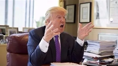 ترامب يندد باستطلاعات 