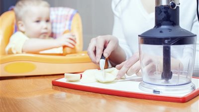 أطعمة تقي رضيعك من الحساسية.. تعرفي عليها