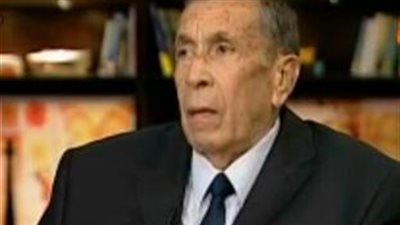 حمدي رزق ناعيًا رحيل رئيس التخطيط في حرب أكتوب: العظماء يرحلون فى صمت