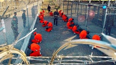 أمريكا ترسل 4 من معتقلي سجن جوانتانامو إلى دول أخرى