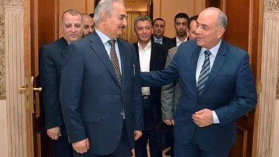 رئيس الأركان يلتقي خليفة حفتر لبحث حل الأزمة الليبية