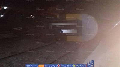 الصور الأولي لانقلاب قطار 
