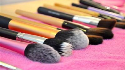 3 نصائح للحفاظ علي فرش المكياج لتدوم أطول