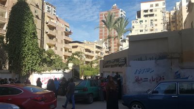 توزيع ألف عبوة مواد غذائية على أهالي باكوس بالإسكندرية (صور)