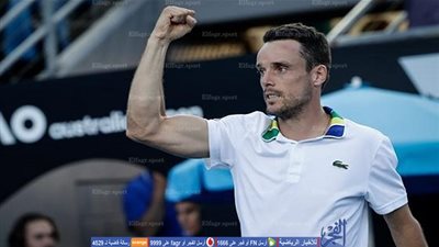 أستراليا المفتوحة .. إستومين وباوتيستا يواصلان التقدم