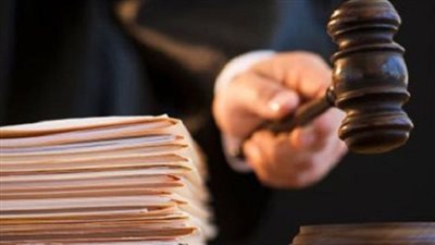 براءة موظف بالشركة العربية للعقارات وآخر من تهمة الإتجار بالعملة 