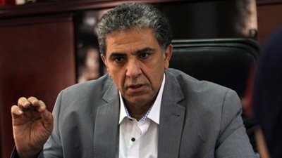 وزير البيئة: 