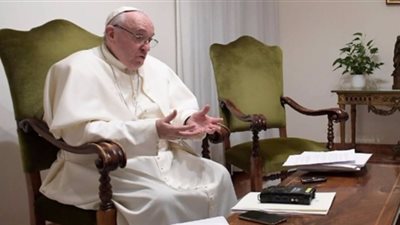 بابا الفاتيكان: علينا الانتظار قبل الحكم على ترامب