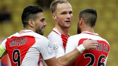 الدوري الفرنسي.. موناكو يمزق شباك لوريان برباعية ويغرد في الصدارة