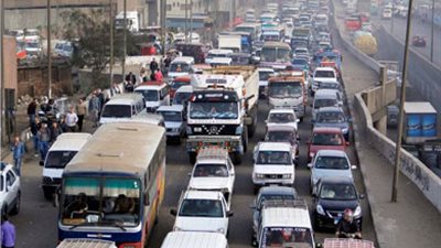 عودة الحركة المرورية بزراعي القليوبية عقب إزالة آثار انقلاب سيارة  