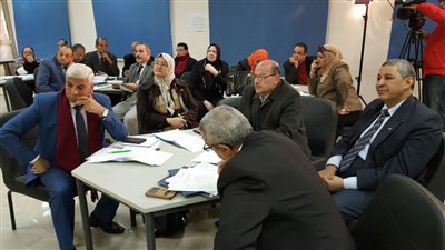 نائب وزير التعليم  يفتتح المرحلة التجريبية لبرنامج 