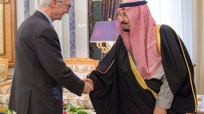 الملك سلمان يستقبل منسق مكافحة الإرهاب في الاتحاد الأوروبي