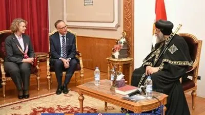 البابا تواضروس يستقبل وفد البرلمان الكندي 