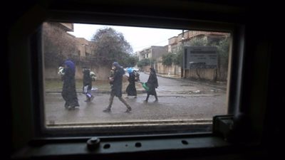 عودة أكثر من أربعة آلاف نازح إلى مناطقهم المحررة بالموصل