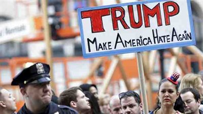 الإندبندنت: معارضو ترامب قد يسجنون لعقود 