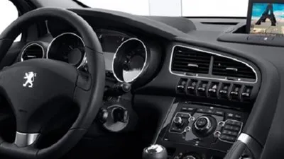 سيارة بيجو 3008 بأحدث جيل من مقصورات القيادة الذاتية