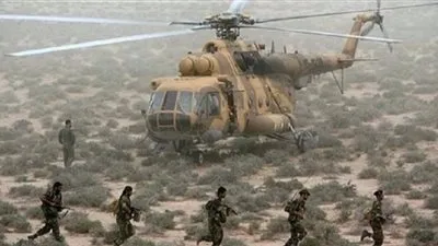 قوات إيرانية تجري مناورات برية قرب الحدود العراقية