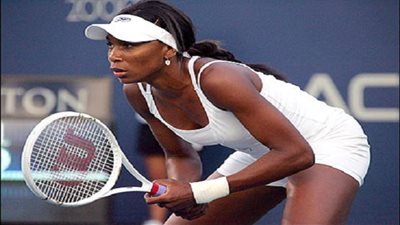 فينوس أكبر لاعبة تبلغ قبل النهائي في أستراليا المفتوحة