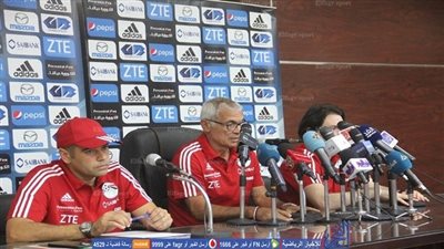 بعد مباراتي مالي وأوغندا.. ماذا قالوا عن هيكتور كوبر قبل لقاء غانا