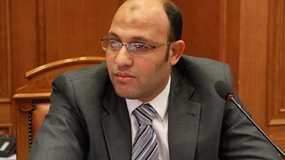 فقيه دستوري: الزواج لا يُحل إلا بنفس الطريقة التي عقد بها أمام المأذون 