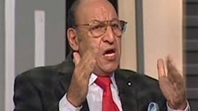 مشادة كلامية على الهواء بين جمال أسعد ومؤيدة لـ